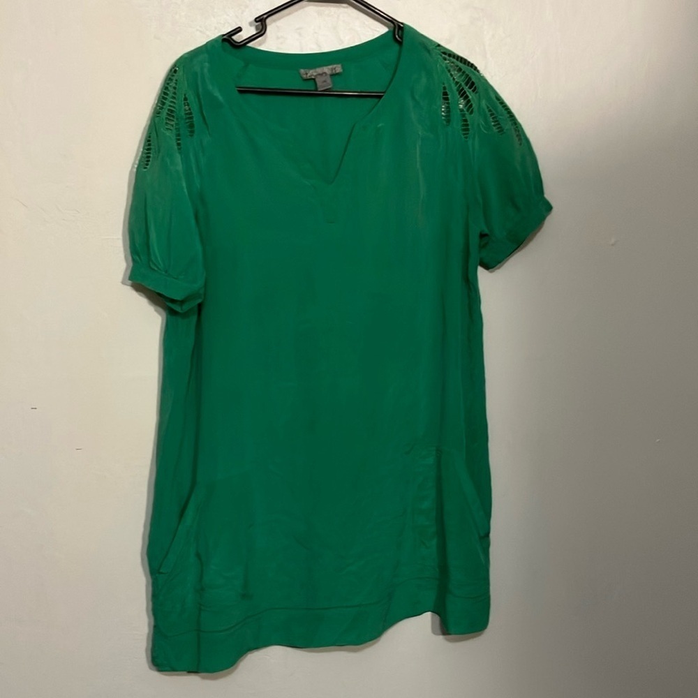 Forever 21 Green Short Sleeve mini swing dress 100% silk Large